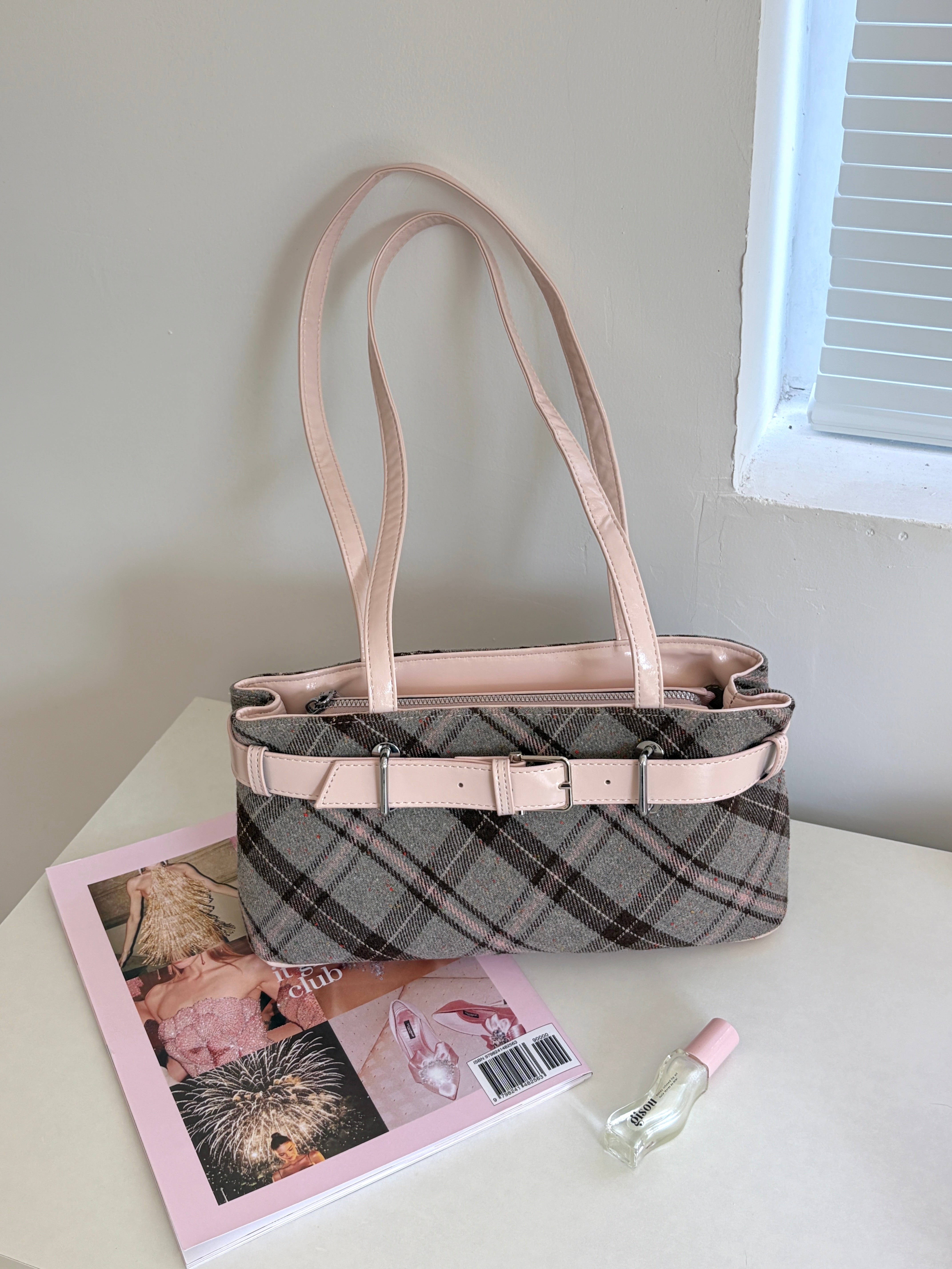 Dolly Check Bag