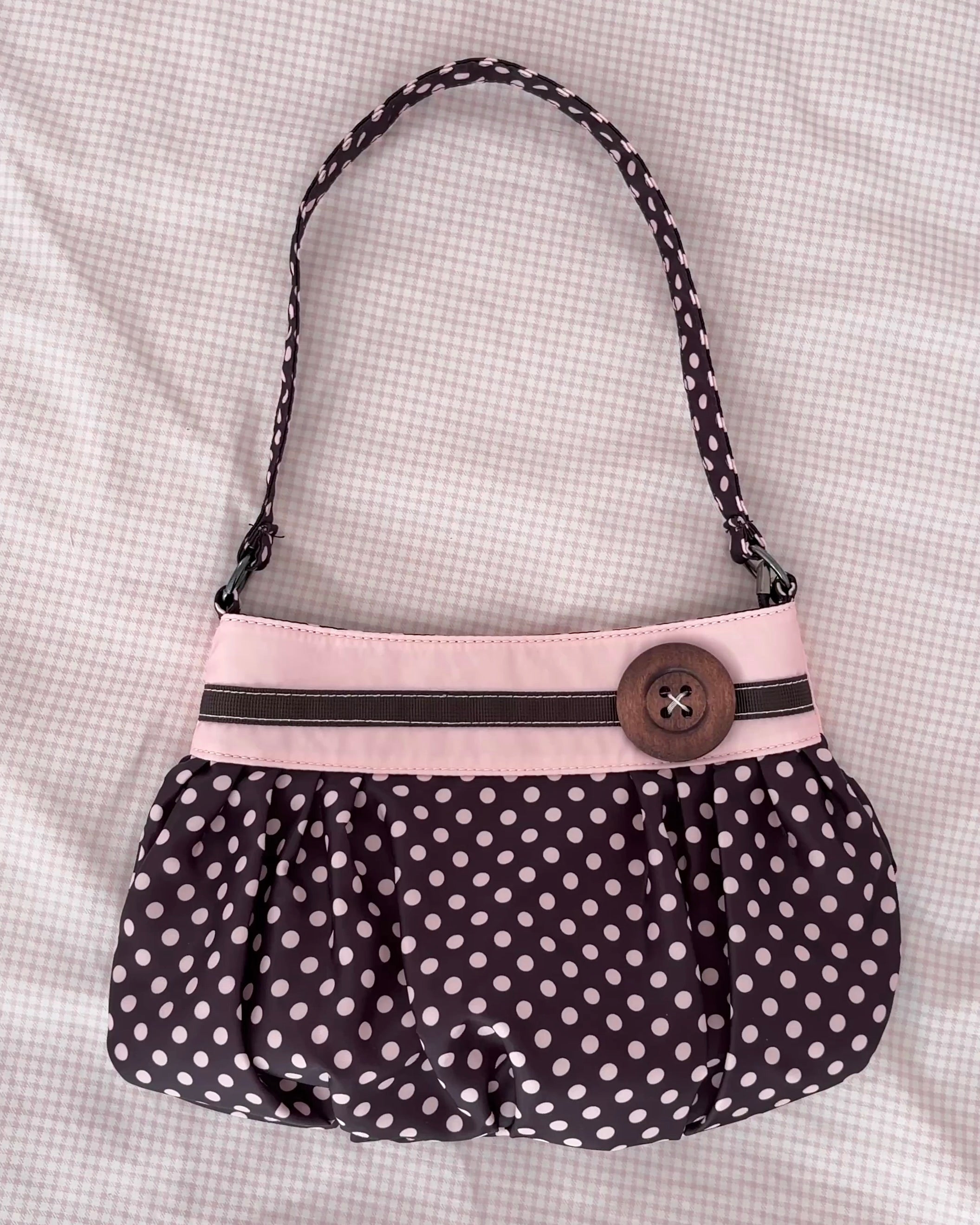 Cocoa Strawberry Shoulder Bag