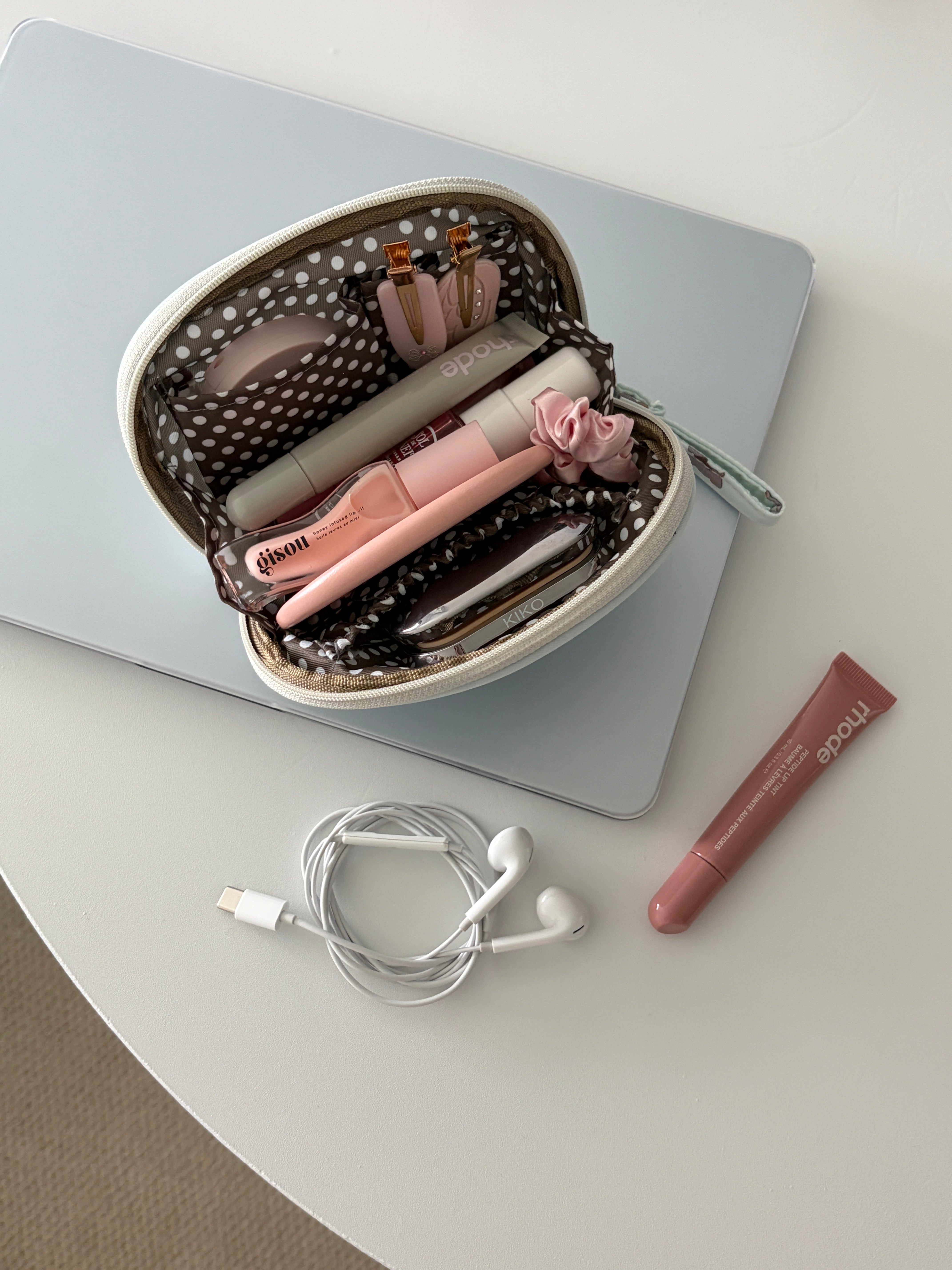 Little Puppy Beauty Bag