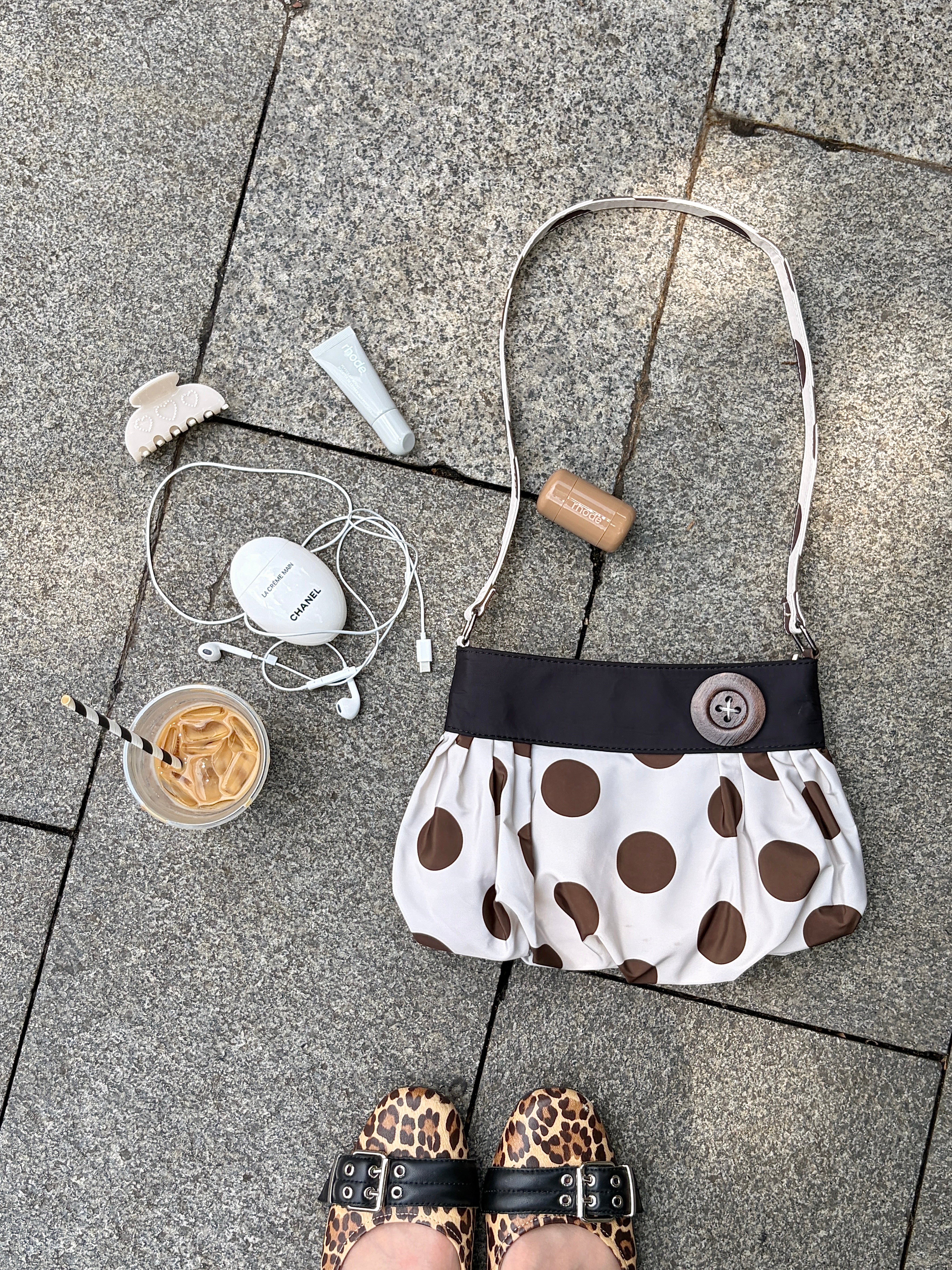 Noir Blanc Shoulder Bag