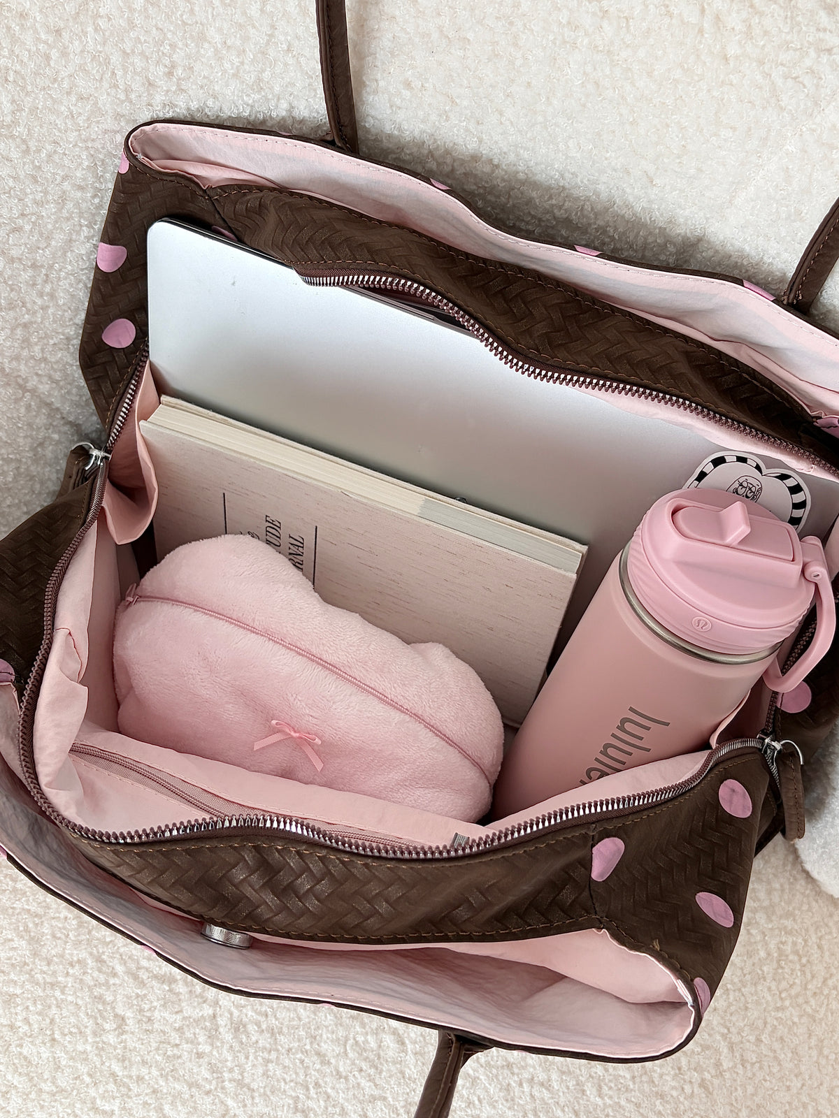 Toffee Cake Shoulder Bag