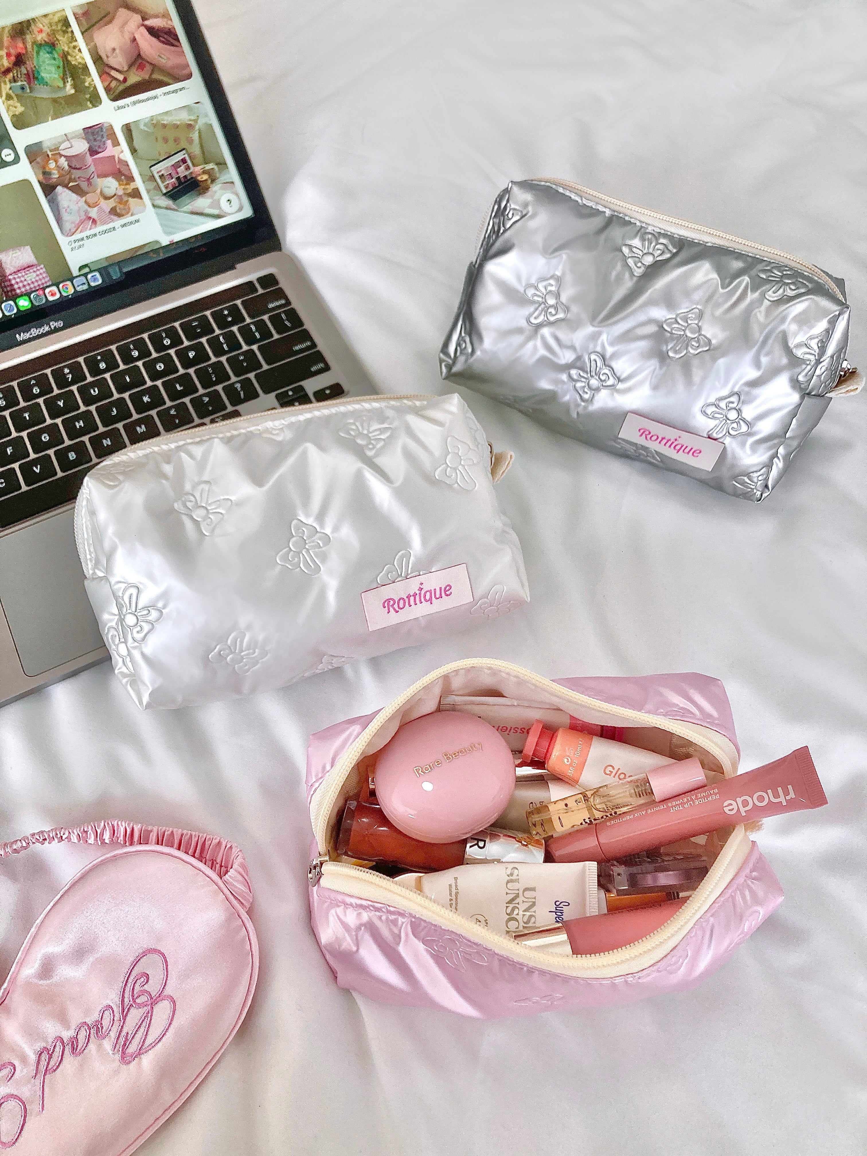 Mini Pufflet Bow Beauty Bag in bowknot quilted fabric, perfect for your girly vibe