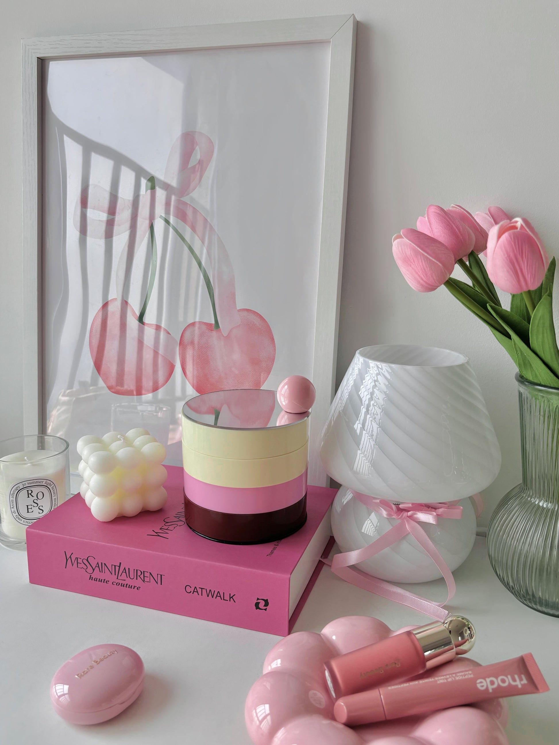 Spinny Pink jewelry Organizer on the pinky girl vanity, perfect as the vanity decoration