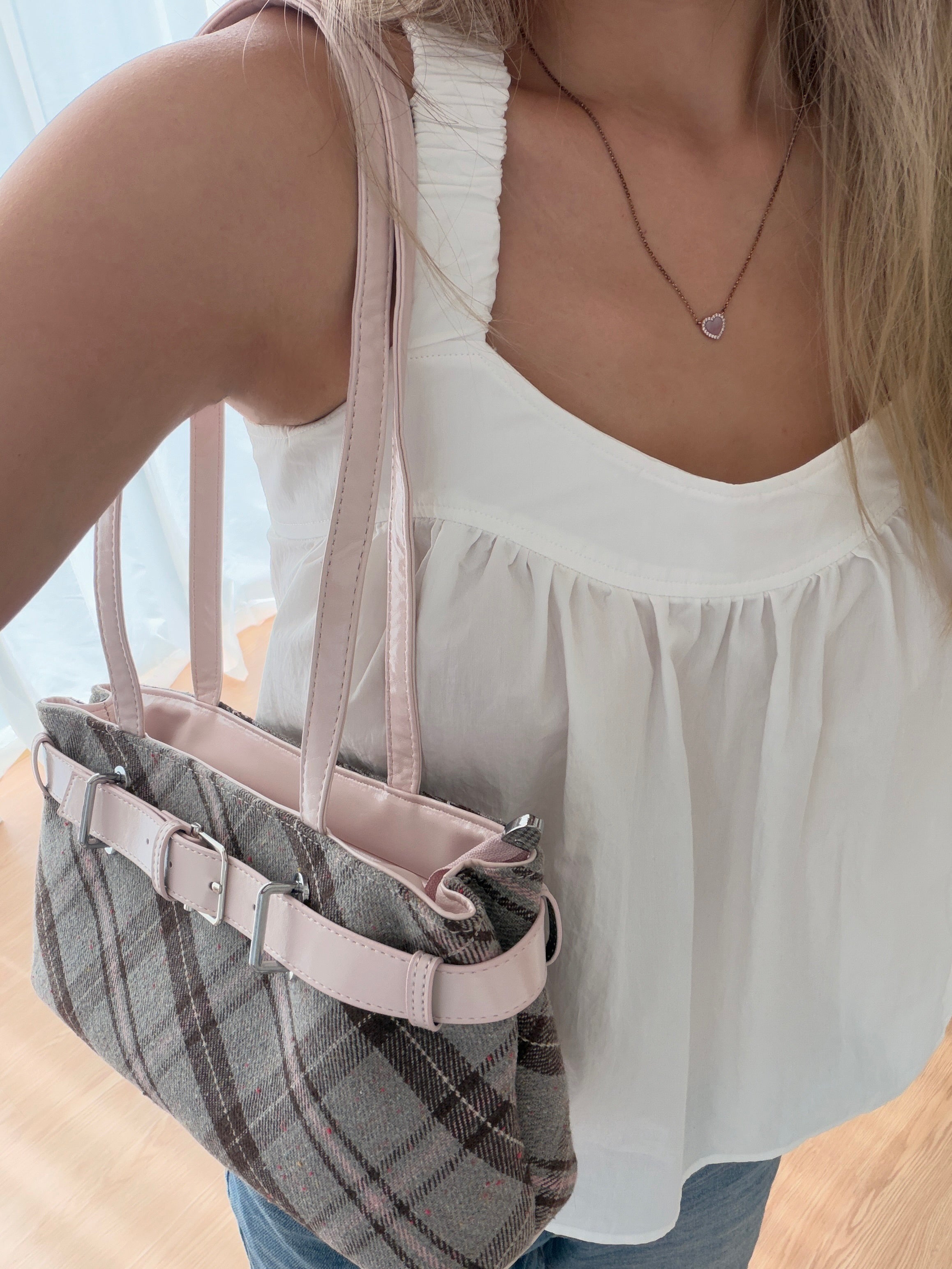 Dolly Check Bag